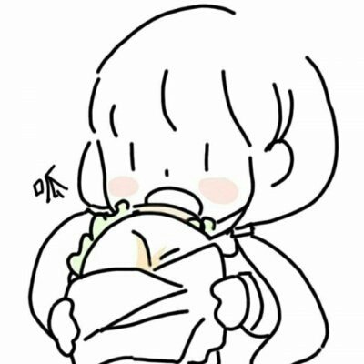 女子回应甩面失误粘邻桌大哥背上